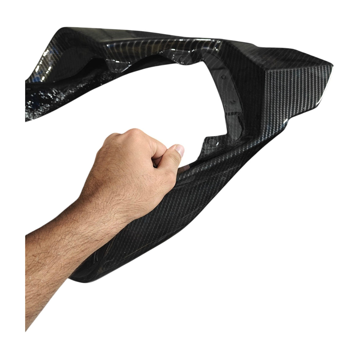 R7 Style Tail Panel for Yamaha R15 V4 – Carbon Fibre & Painted - 10