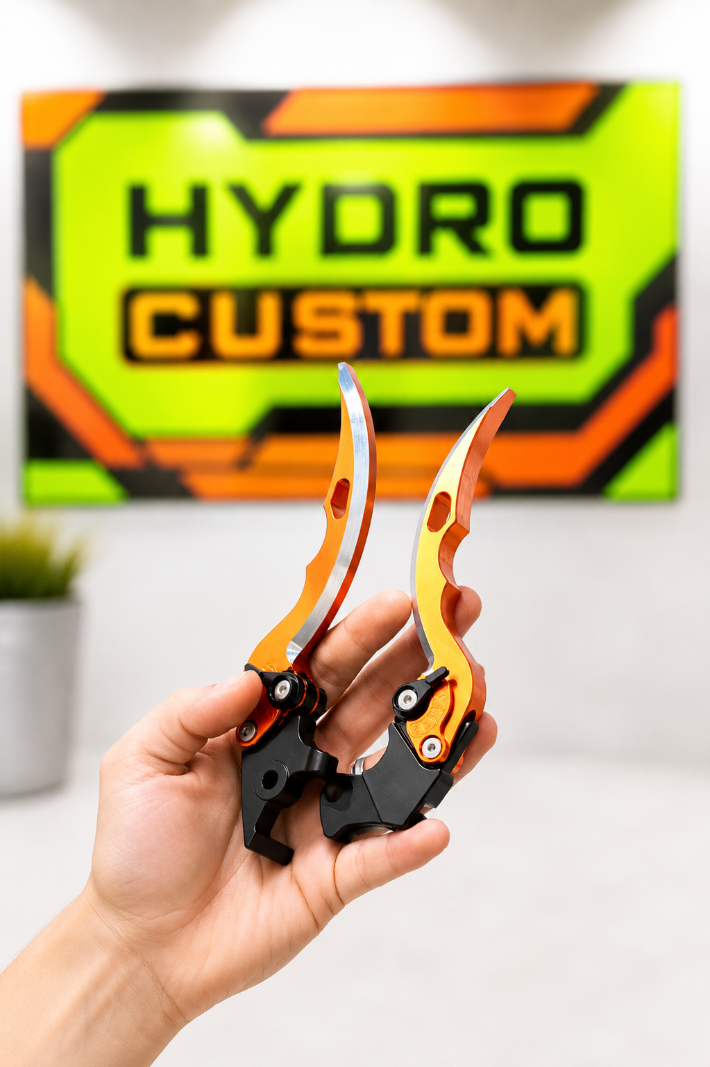 Blade/Shark style  Adjustable Brake and Clutch lever Set compatible with Pulsar and Ktm bike models