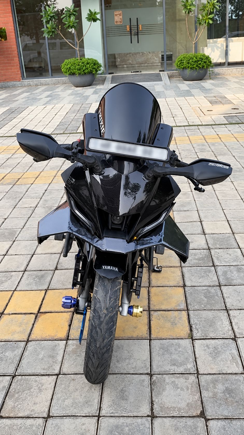 S1000RR Style Winglets for Yamaha R15 V4 – Carbon Fibre Hydro Dipped