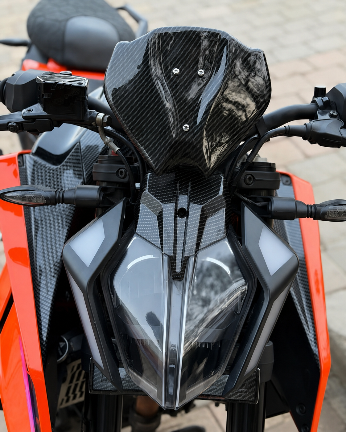 Visor for KTM Duke Gen 3 (125/200/250/390) – Carbon Fibre Hydro Dipped