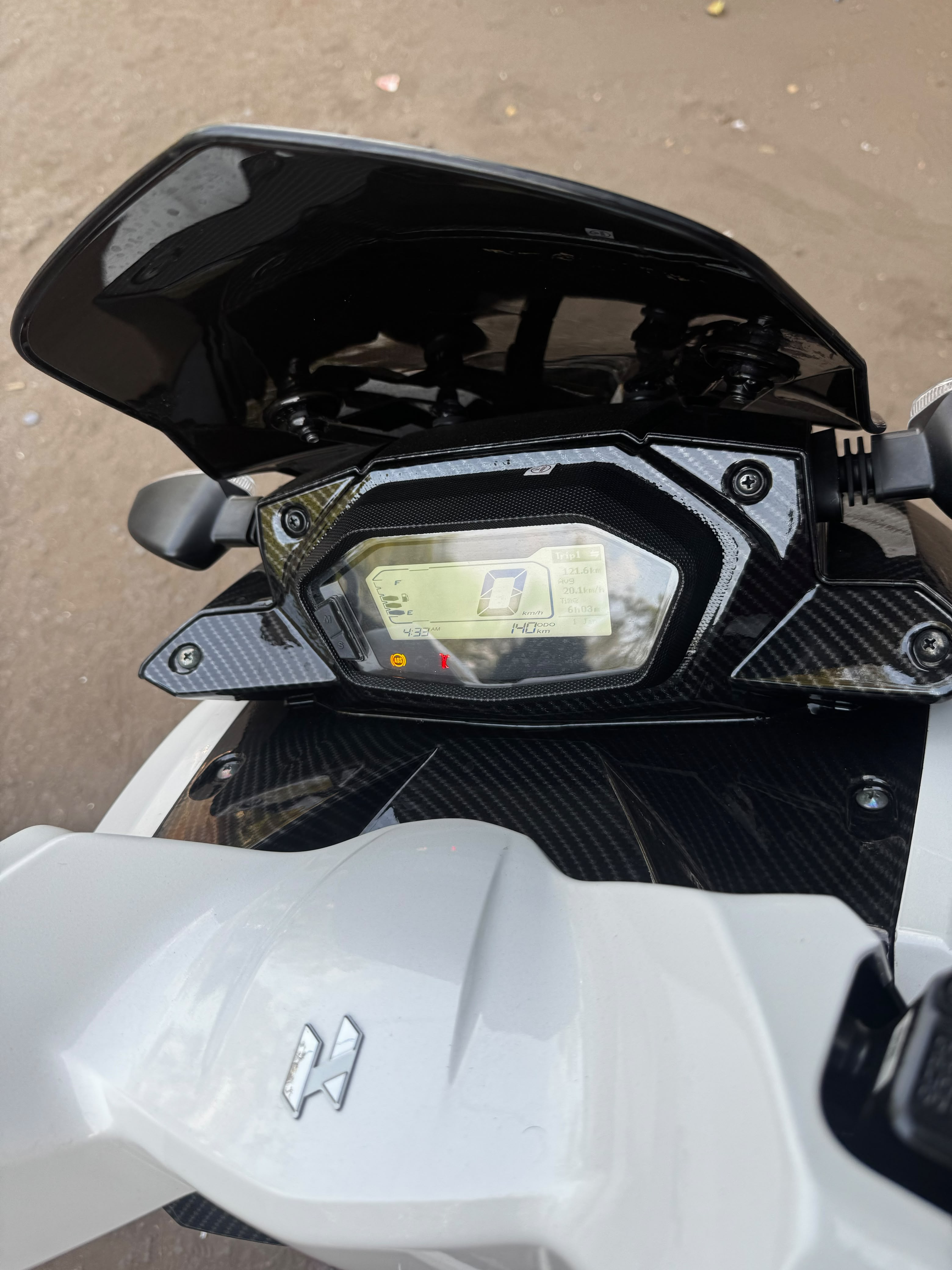Hero Xoom 160 Meter Cover – Carbon Fibre Hydro Dipped