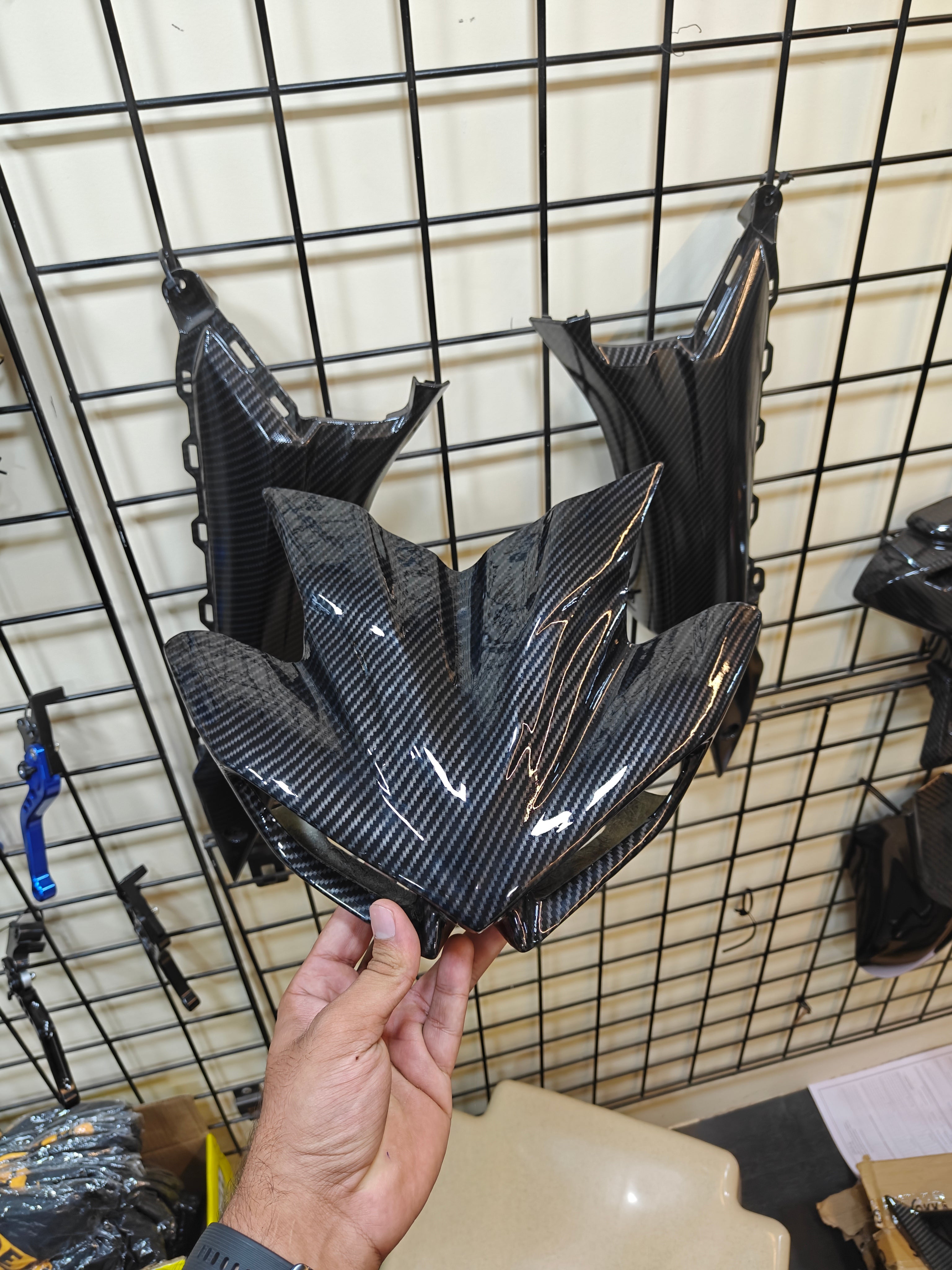 Mt15/ Mt03 Premium Carbon Fibre Hydrodipped front mask/Indonesian style mask