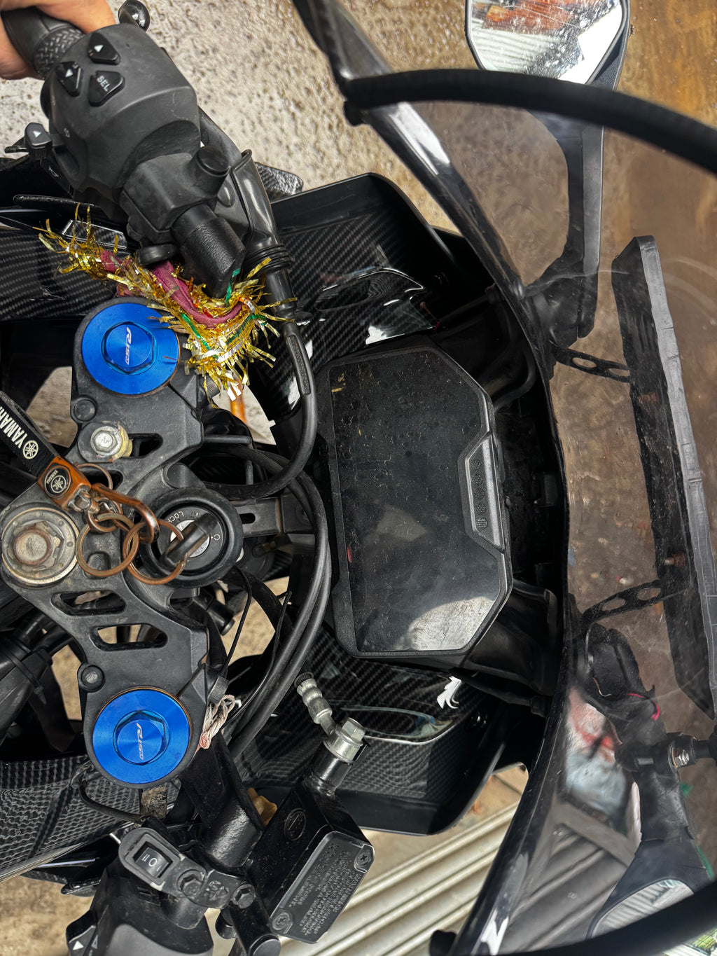 Meter Cover for Yamaha R15 V4/ R15 M – Carbon Fibre Hydro Dipped