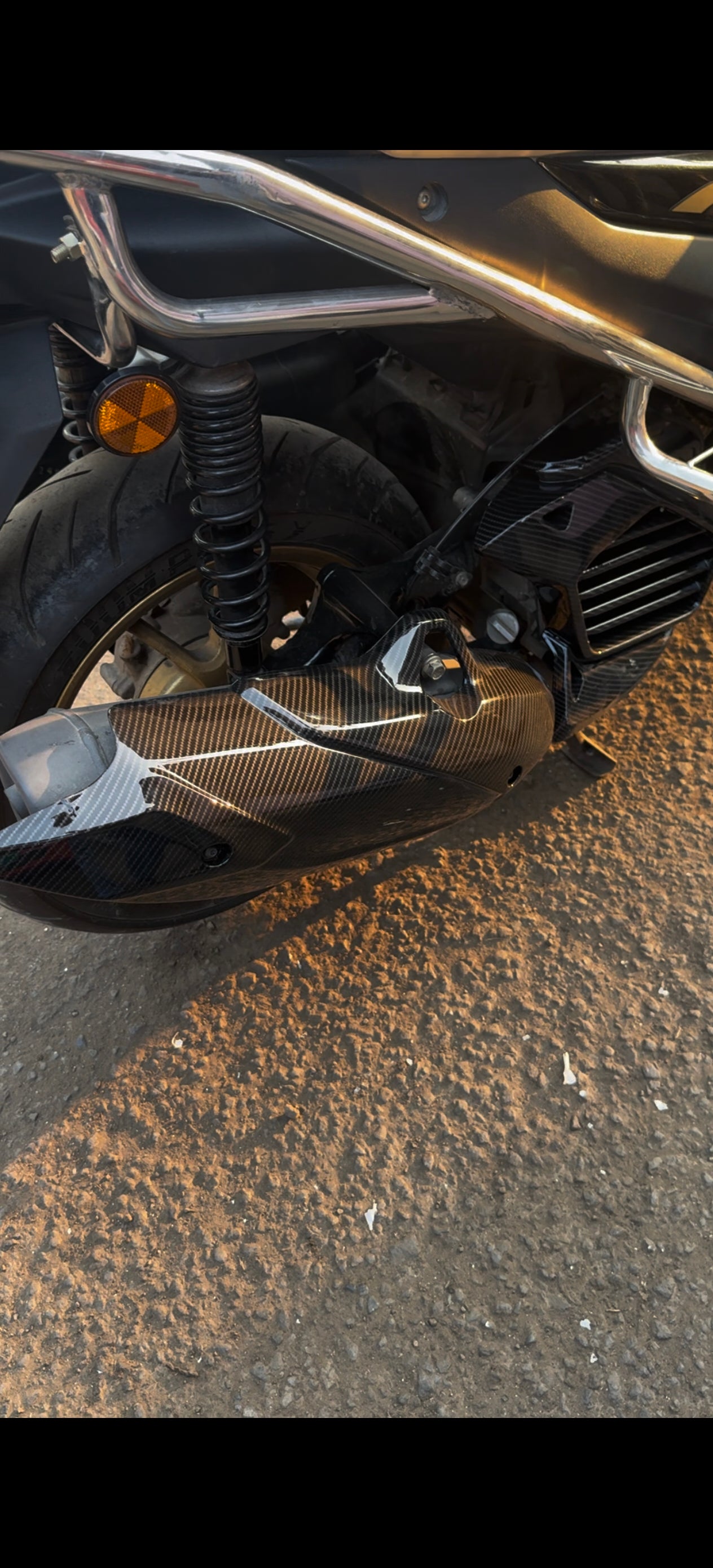 Aerox Carbon fibre Silencer cover