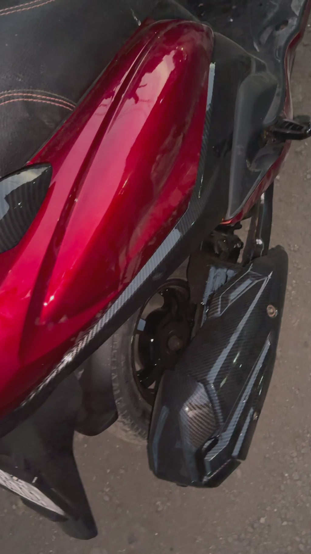 Big Silencer Cover for Suzuki Burgman Street 125 BS4/BS6 – Carbon Fibre Hydro Dipped