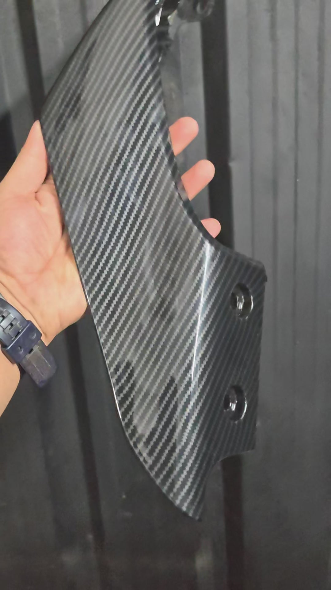 Rear Side Panel Set for Yamaha R15 V3 – Dark Carbon Fibre Hydro Dipped